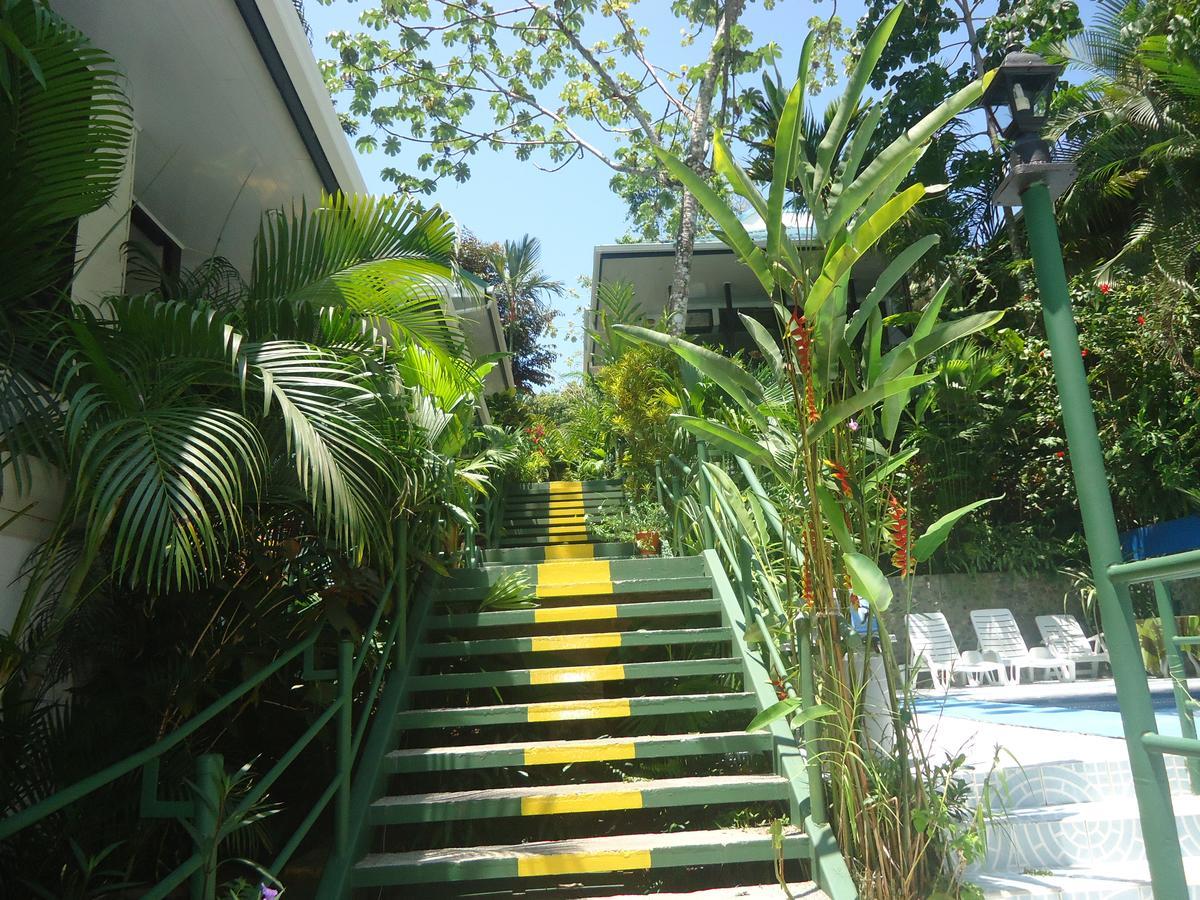 Hotel Mandarina Quepos Exterior photo