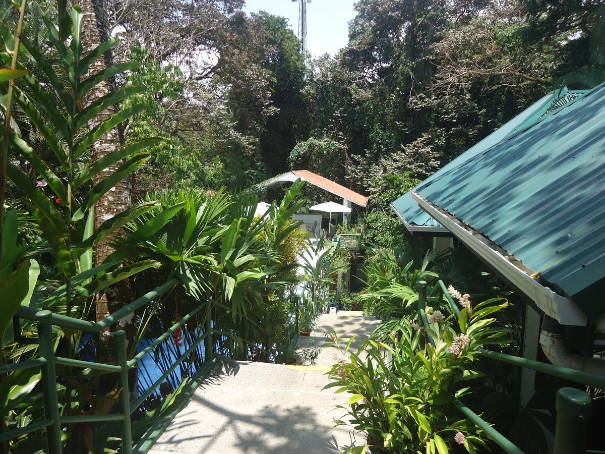 Hotel Mandarina Quepos Exterior photo