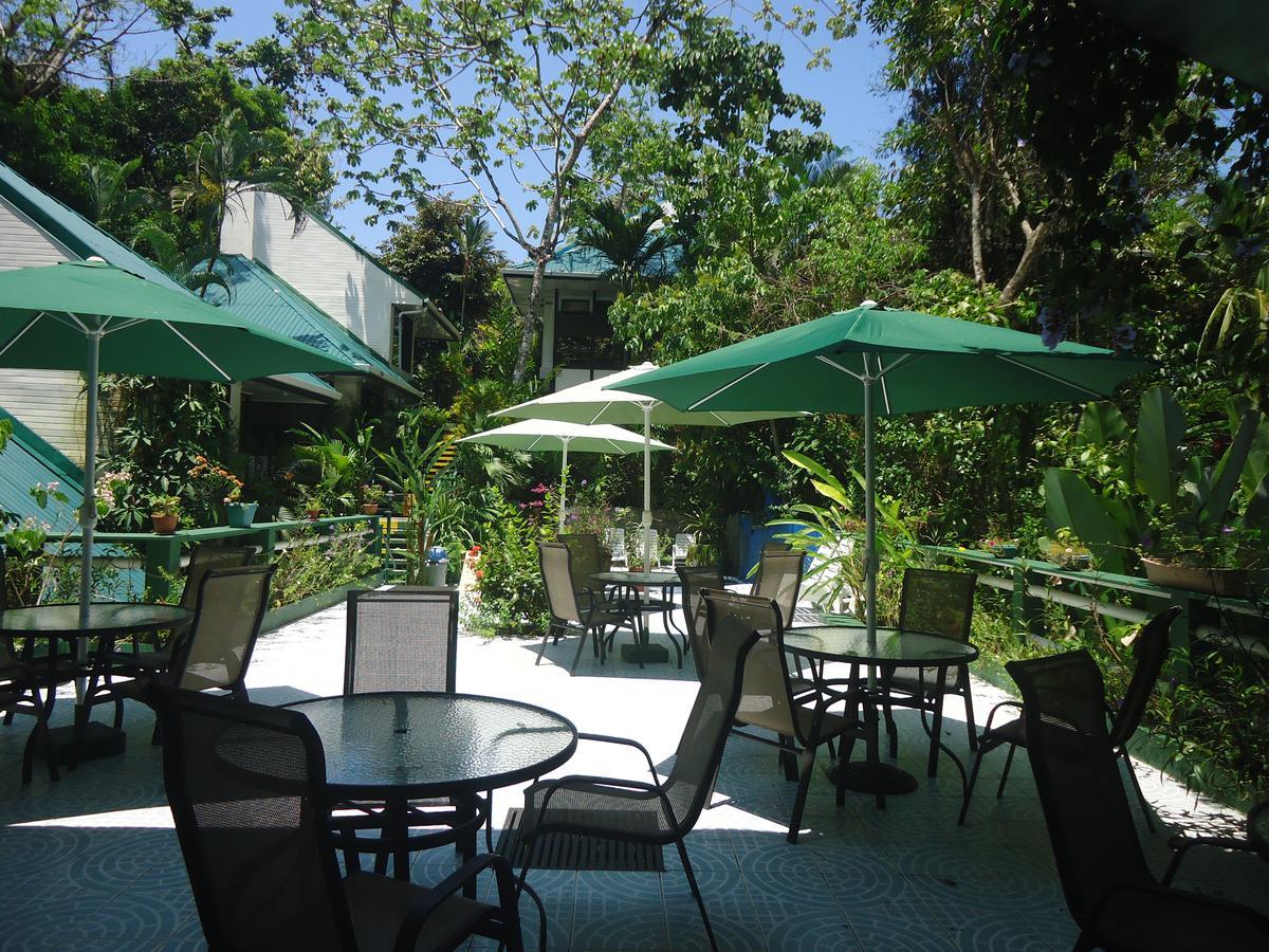Hotel Mandarina Quepos Exterior photo